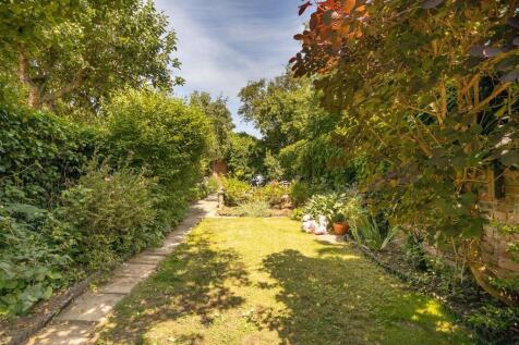 Billing Road, Northampton