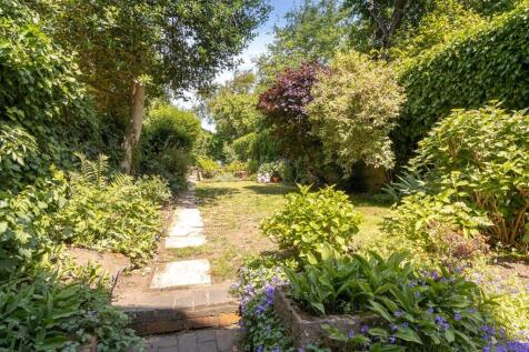 Billing Road, Northampton
