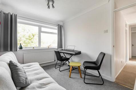 The Paddocks, Bugbrooke