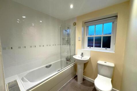 Thornton Hall Close, Northampton