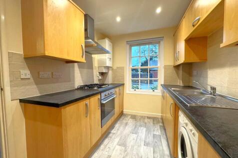 Thornton Hall Close, Northampton