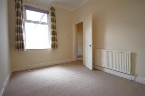 Bedroom 2.JPG
