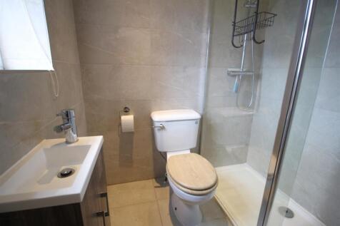 Downstairs shower room.JPG