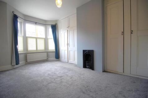 Bedroom 2.JPG