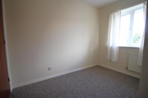 Bedroom 2.JPG