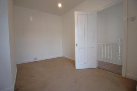 Bedroom 2.JPG