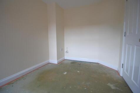 Bedroom 2.JPG