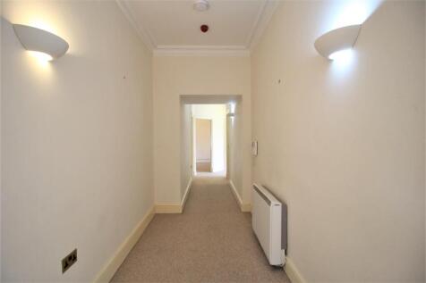 Hallway.JPG