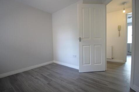 Bedroom One 2.JPG