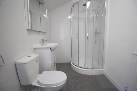 Bathroom.JPG