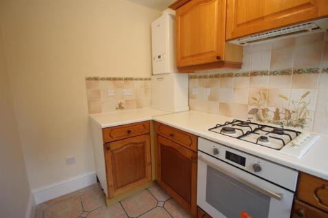 Kitchen 2.JPG