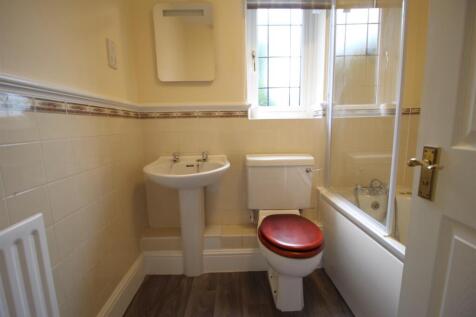 Bathroom.JPG