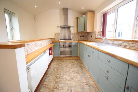 Kitchen.JPG