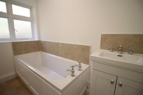 Bathroom.JPG