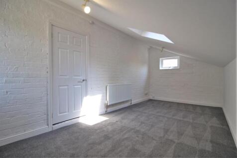 Master Bedroom.JPG
