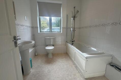Bathroom.jpeg