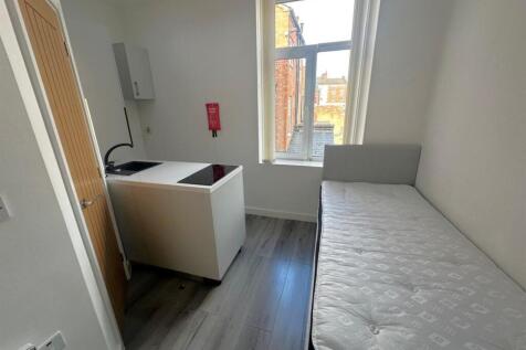 WhatsApp Image 2025-10-24 at 5.00.52 PM.jpeg