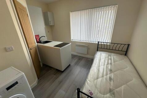 WhatsApp Image 2025-10-24 at 5.02.13 PM.jpeg