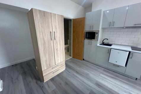 WhatsApp Image 2025-10-24 at 4.57.38 PM (4).jpeg