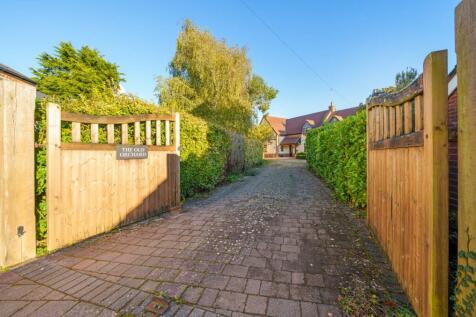 Church Street, Crick