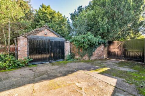 Little Manor, Wolston