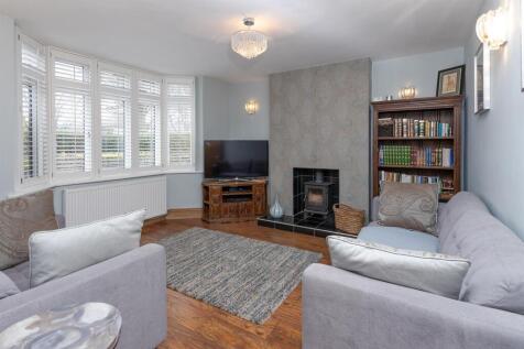 102 Ashlawn Road, Rugby
