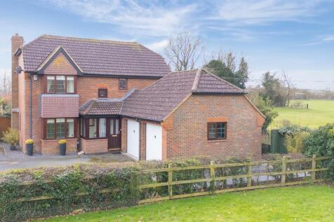 19 Aikman Green, Grandborough