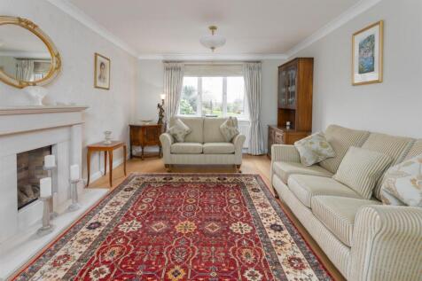 19 Aikman Green, Grandborough