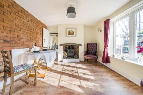 5 Church Walk, Barby