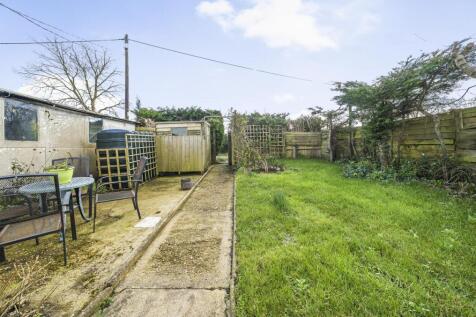 5 Church Walk, Barby