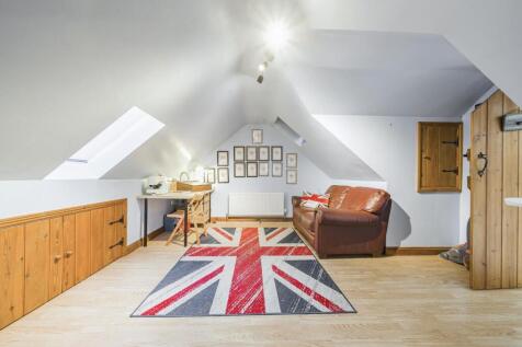 1 The Shires, Church Lawford