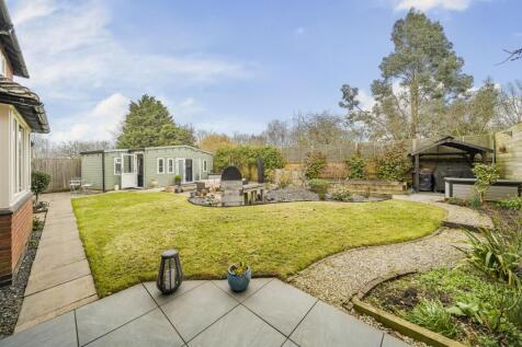 1 The Shires, Church Lawford