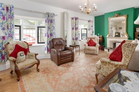 21 Moultrie Road, Rugby