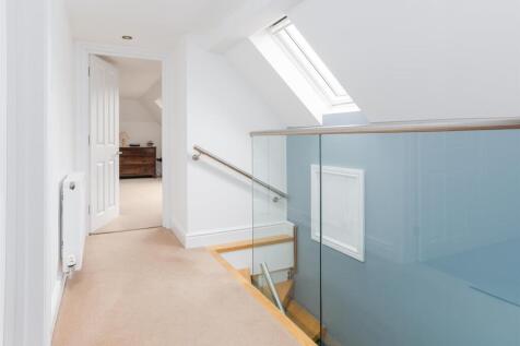 21 Moultrie Road, Rugby