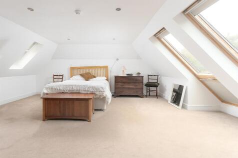 21 Moultrie Road, Rugby