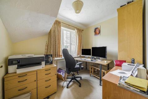 40 Durrell Drive, Rugby