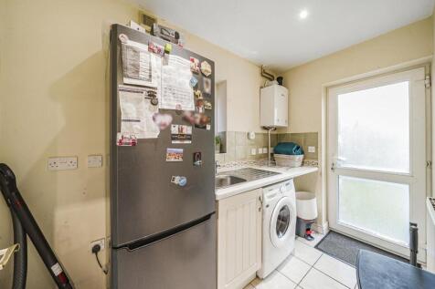 40 Durrell Drive, Rugby