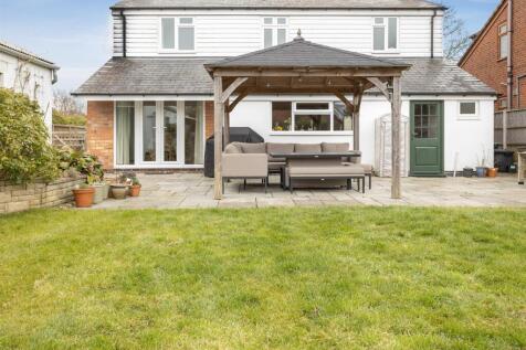 2 Barby Lane, RUGBY