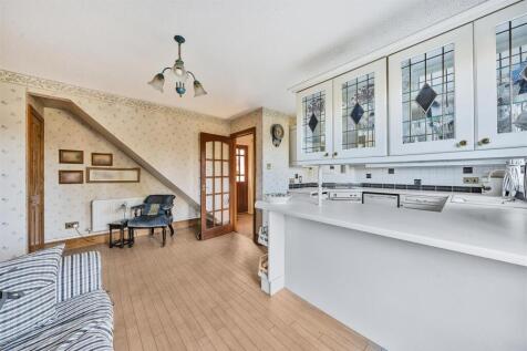 34 Abbotts Walk