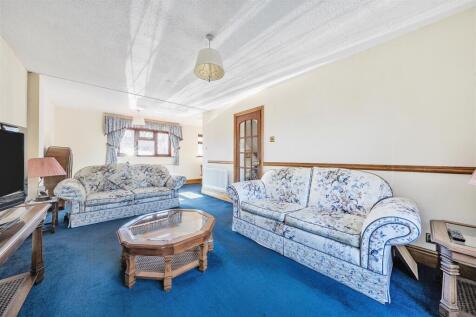 34 Abbotts Walk