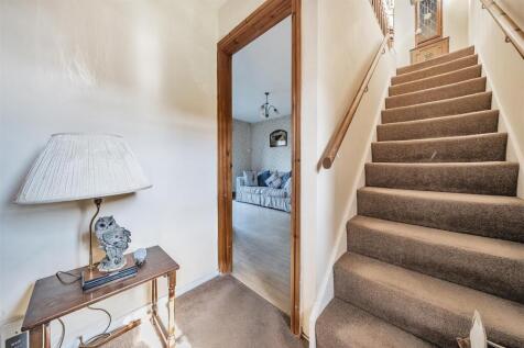 34 Abbotts Walk