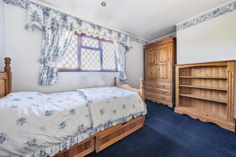 34 Abbotts Walk