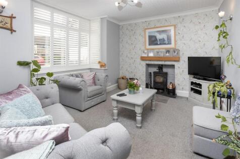 12 Cawston Lane, Dunchurch