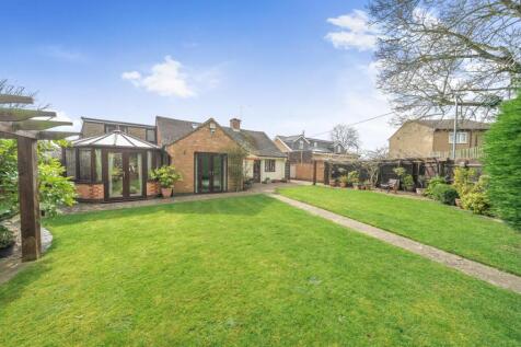 3 Crick Road, Rugby