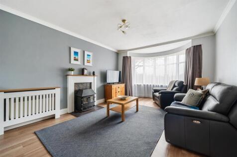 All Oaks Bungalow, Cathiron