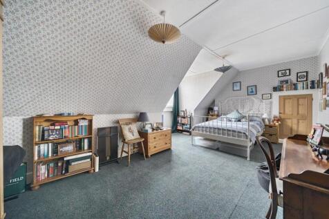 52 Hillmorton Road, Rugby