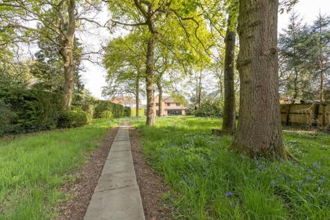 56 Rugby Road, Binley Woods (41).jpg