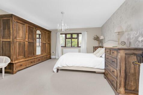 56 Rugby Road, Binley Woods (11).jpg