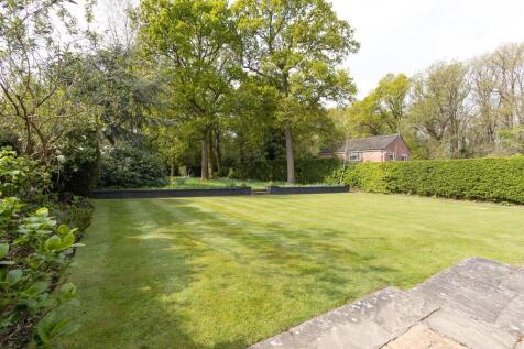 56 Rugby Road, Binley Woods (44).jpg