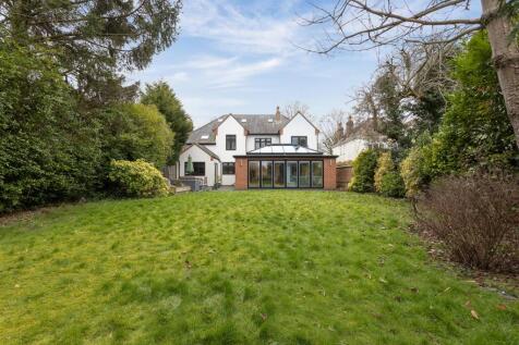 102 Ashlawn Road, Rugby